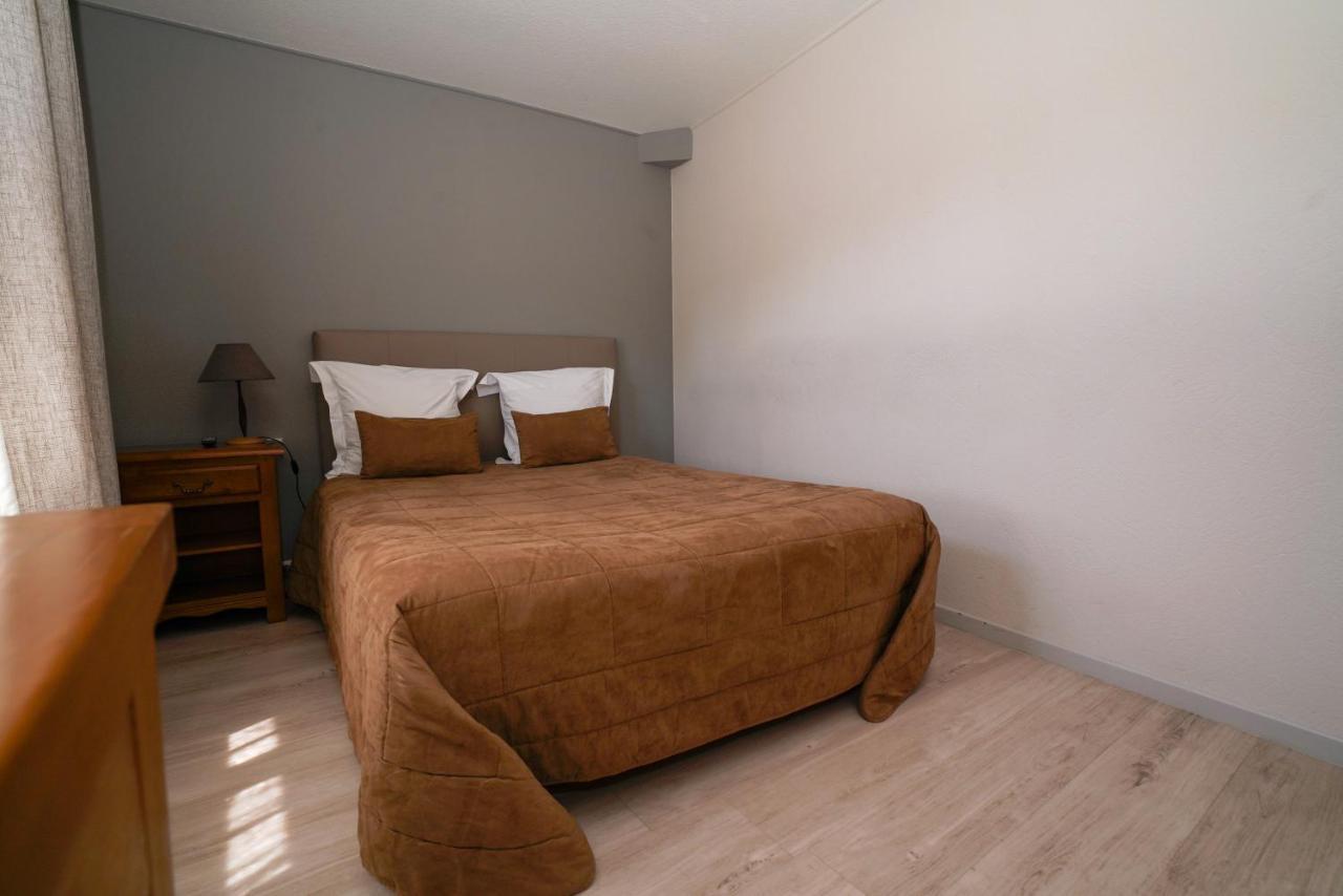 Le Saint Hubert Hotel Arcis-sur-Aube Buitenkant foto