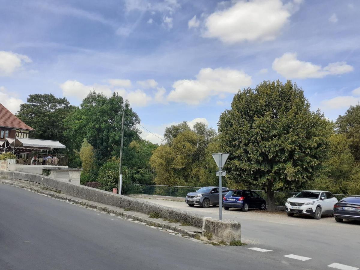 Le Saint Hubert Hotel Arcis-sur-Aube Buitenkant foto