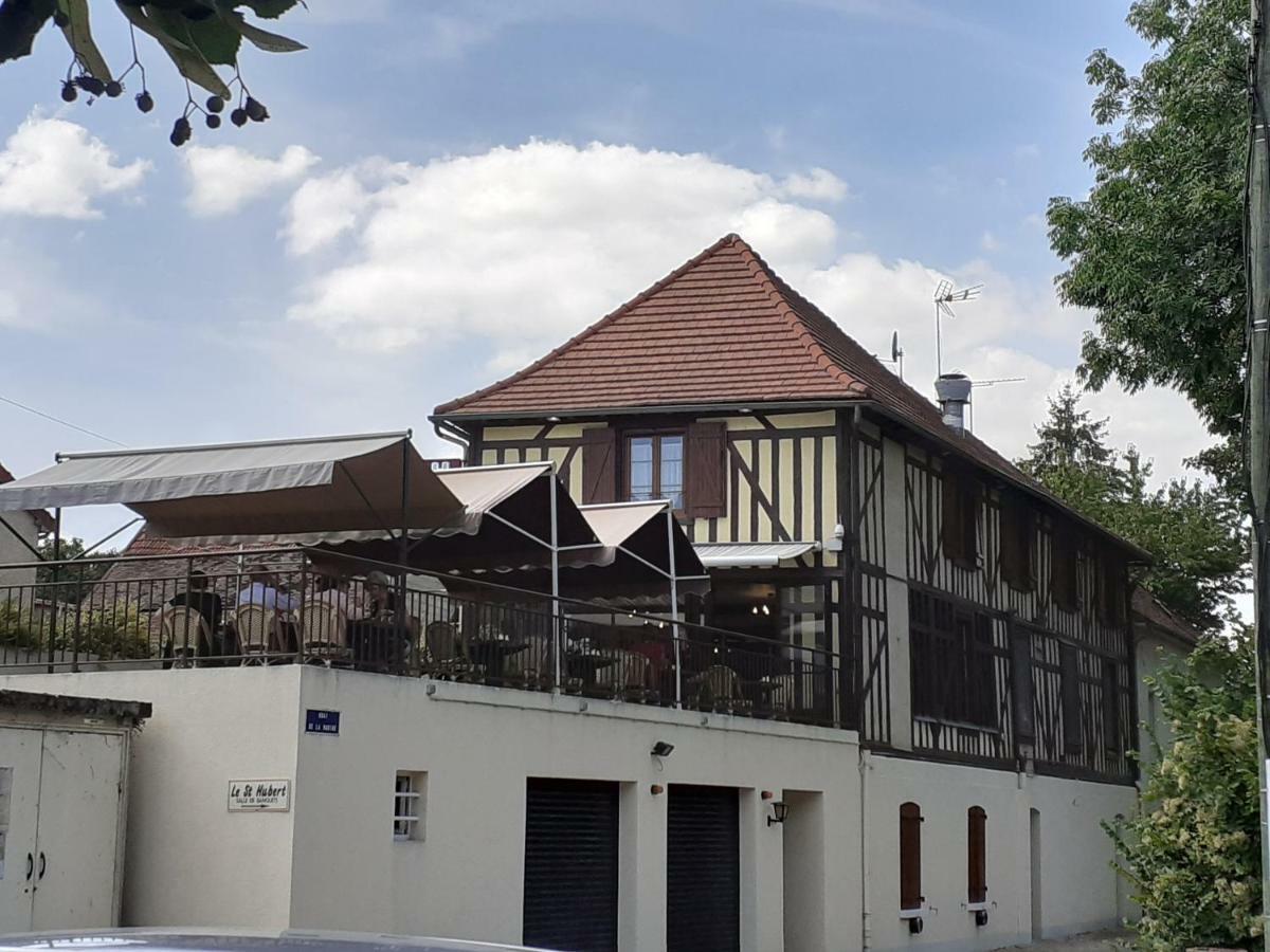 Le Saint Hubert Hotel Arcis-sur-Aube Buitenkant foto